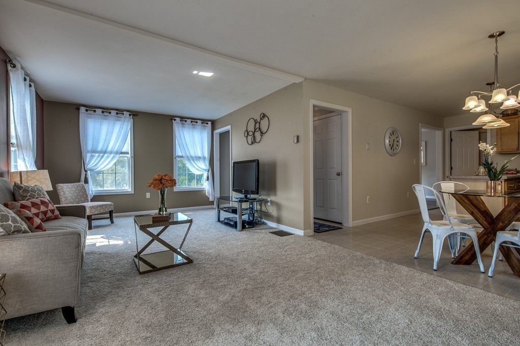 94 Autumn Road Dracut, MA 01826 - Photo 8 of 20