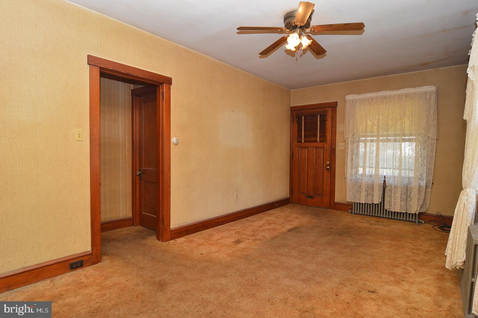 1418 Crowder Avenue Reading, PA 19607 - Photo 8 of 29
