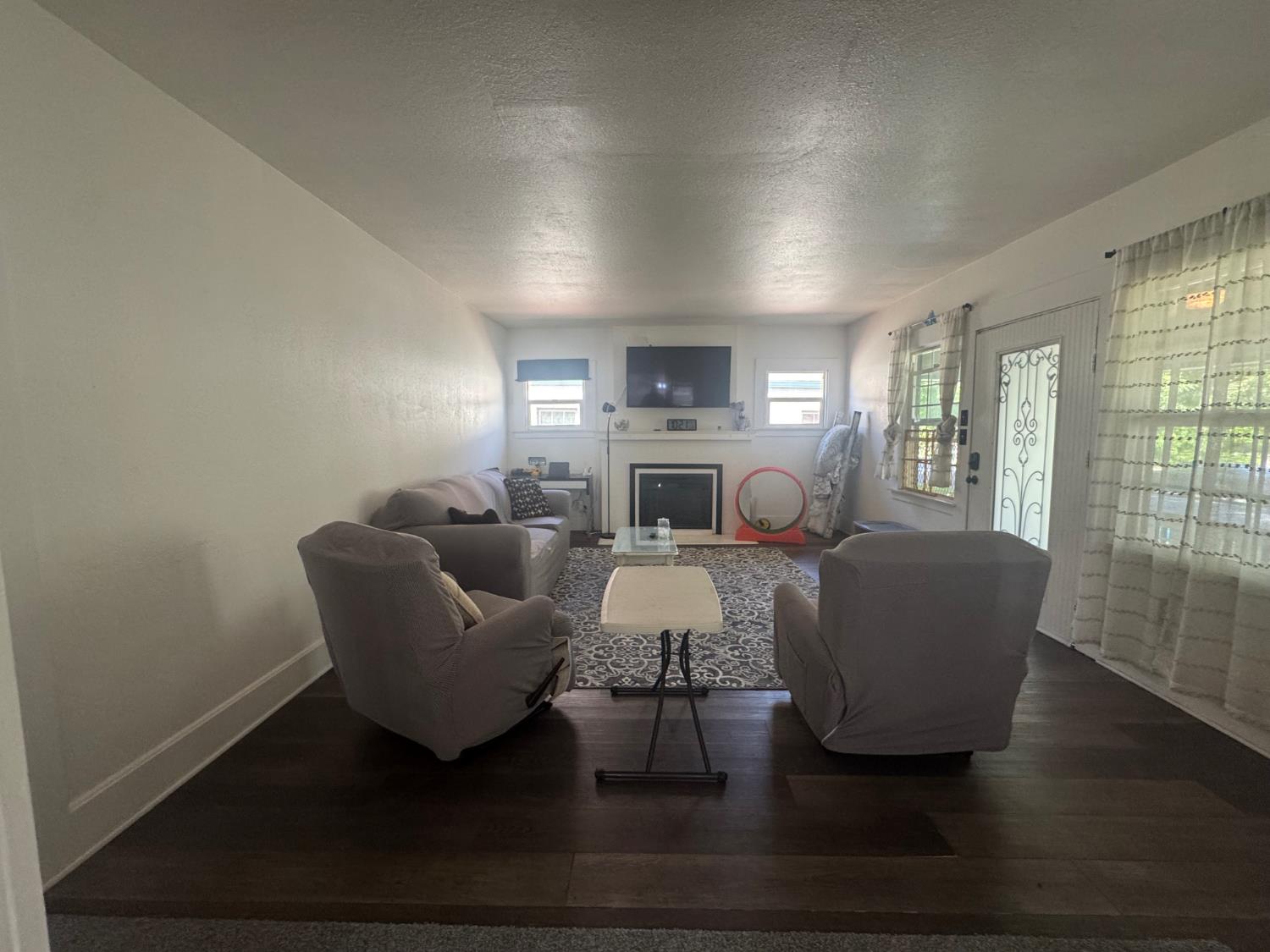 1044 West Harding Way Stockton, CA 95203 - Photo 21 of 25 Gallery Image 21