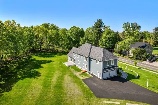 $1,699,000 | 111 Farmers Row, Groton, MA 01450