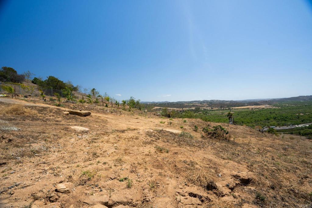 3503 Monserate Hill Road Fallbrook, CA 92028 - Photo 11 of 32