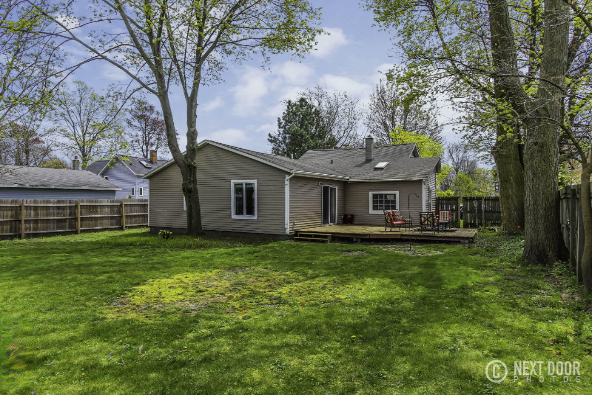 415 River Street Spring Lake, MI 49456 - Photo 4 of 29 415 River St_0010Blended