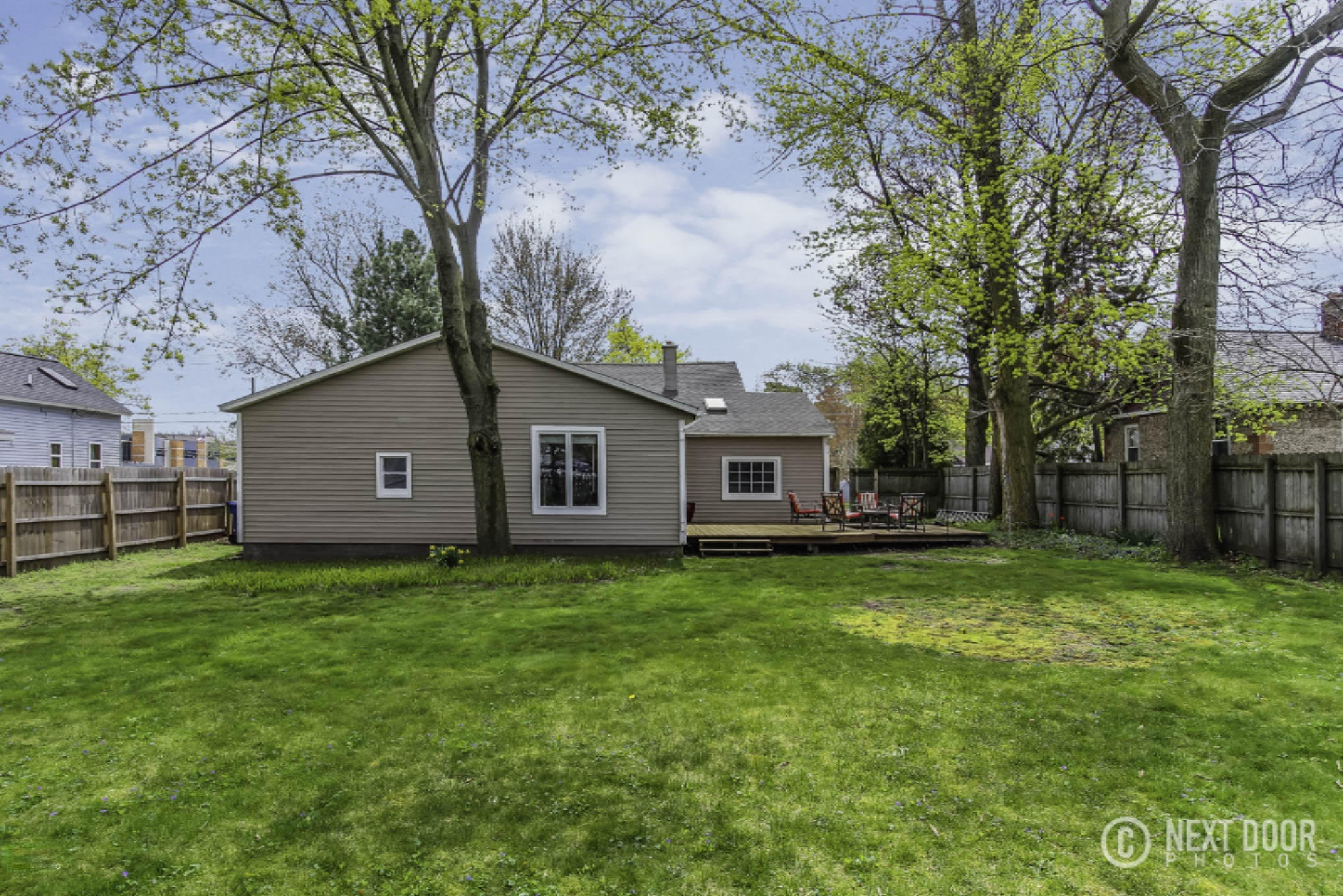415 River Street Spring Lake, MI 49456 - Photo 5 of 29 415 River St_0013Blended