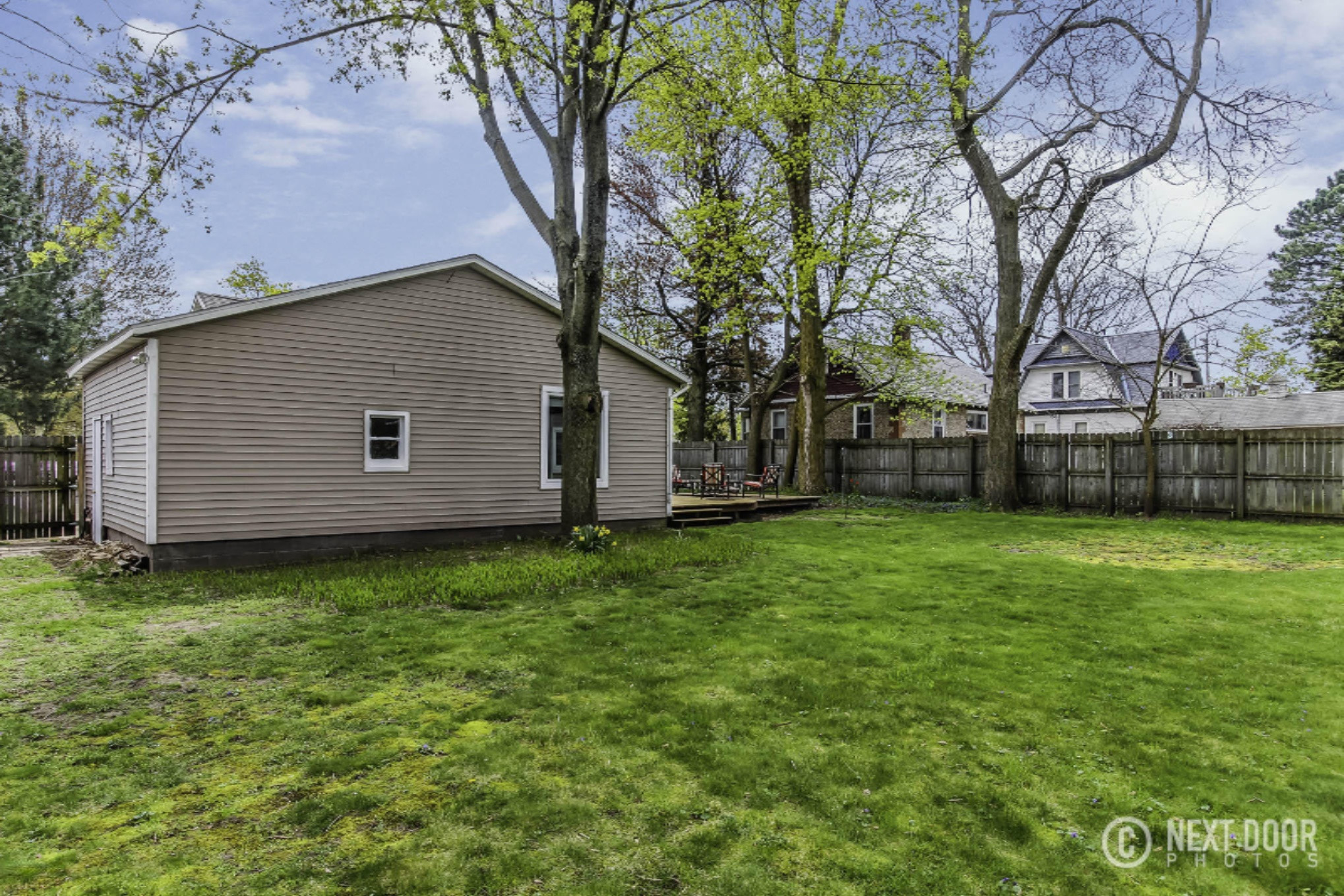 415 River Street Spring Lake, MI 49456 - Photo 6 of 29 415 River St_0016Blended