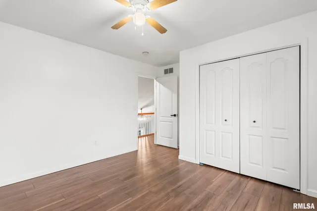 $262,800 | 1620 Magnolia Drive, Chatham, IL 62629