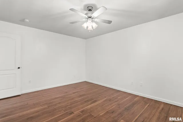 $262,800 | 1620 Magnolia Drive, Chatham, IL 62629