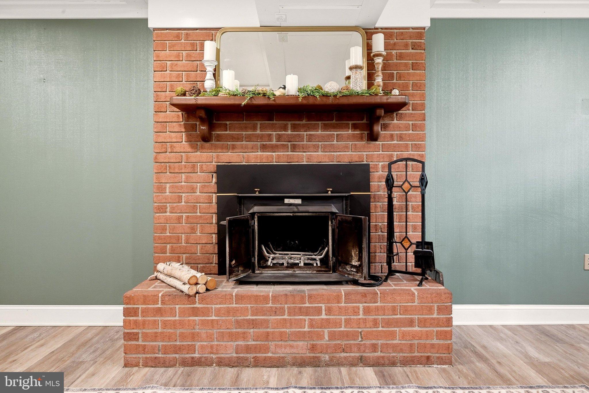 175 Pointer Way Inwood, WV 25428 - Photo 48 of 66 Woodstove open to view flames thru screen insert!