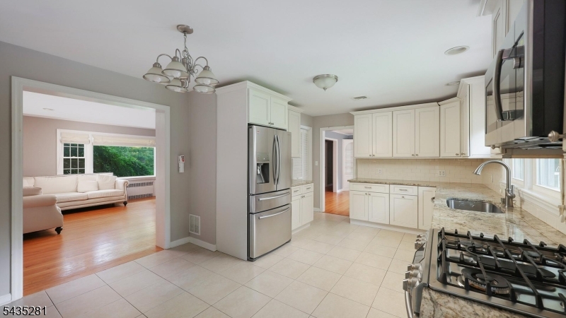 40 Old Army Road Bernardsville, NJ 07924 - Photo 10 of 24