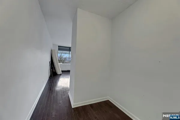 $115,000 | 6 Horizon Road, Unit 306, Fort Lee, NJ 07024