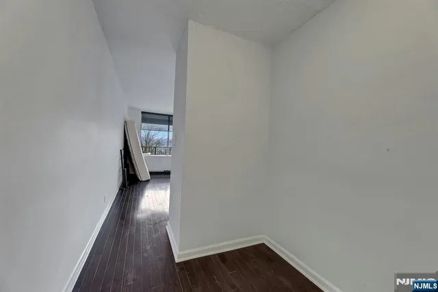 $125,000 | 6 Horizon Road, Unit 306, Fort Lee, NJ 07024