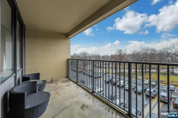 $115,000 | 6 Horizon Road, Unit 306, Fort Lee, NJ 07024