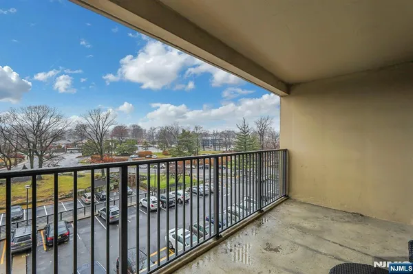 $115,000 | 6 Horizon Road, Unit 306, Fort Lee, NJ 07024