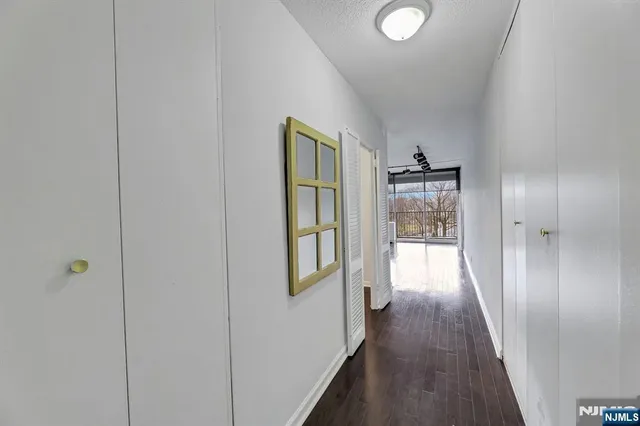 $125,000 | 6 Horizon Road, Unit 306, Fort Lee, NJ 07024