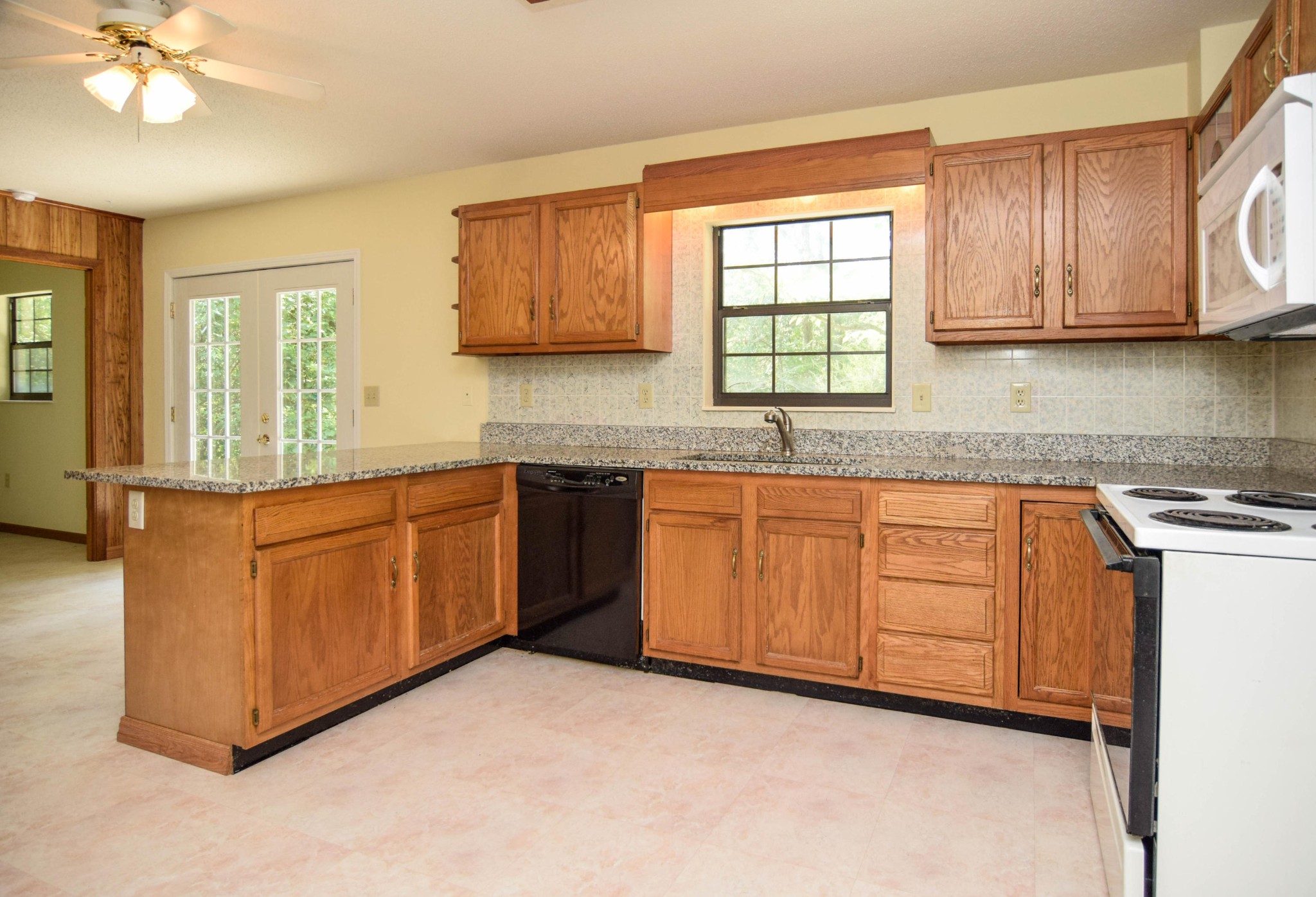 4131 Watson Court Pigeon Forge, TN 37863 - Photo 6 of 12