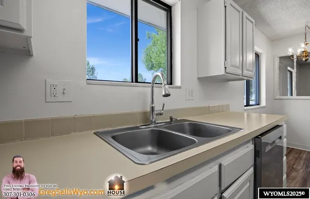 $267,900 | 2933 Pheasant Drive, Casper, WY 82604