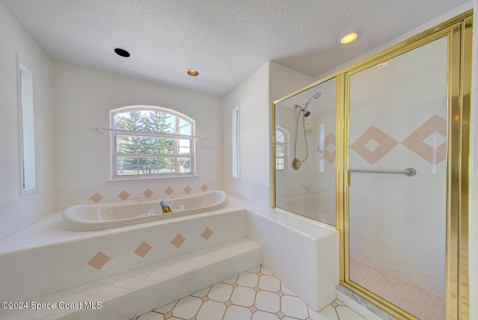 4050 Quail Path Road Cocoa, FL 32926 - Photo 27 of 60 master bathroom tub & shower