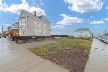 $150,000 | 690 Potters Avenue, Providence, RI 02907