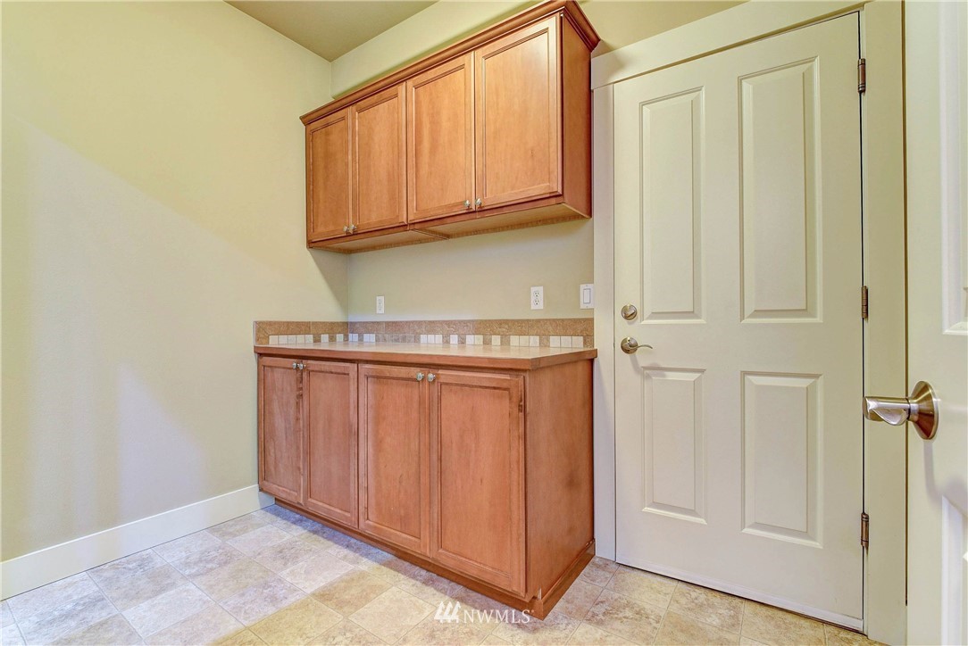 21980 Vine Road Brier, WA 98036 - Photo 16 of 36 Gallery Image 16