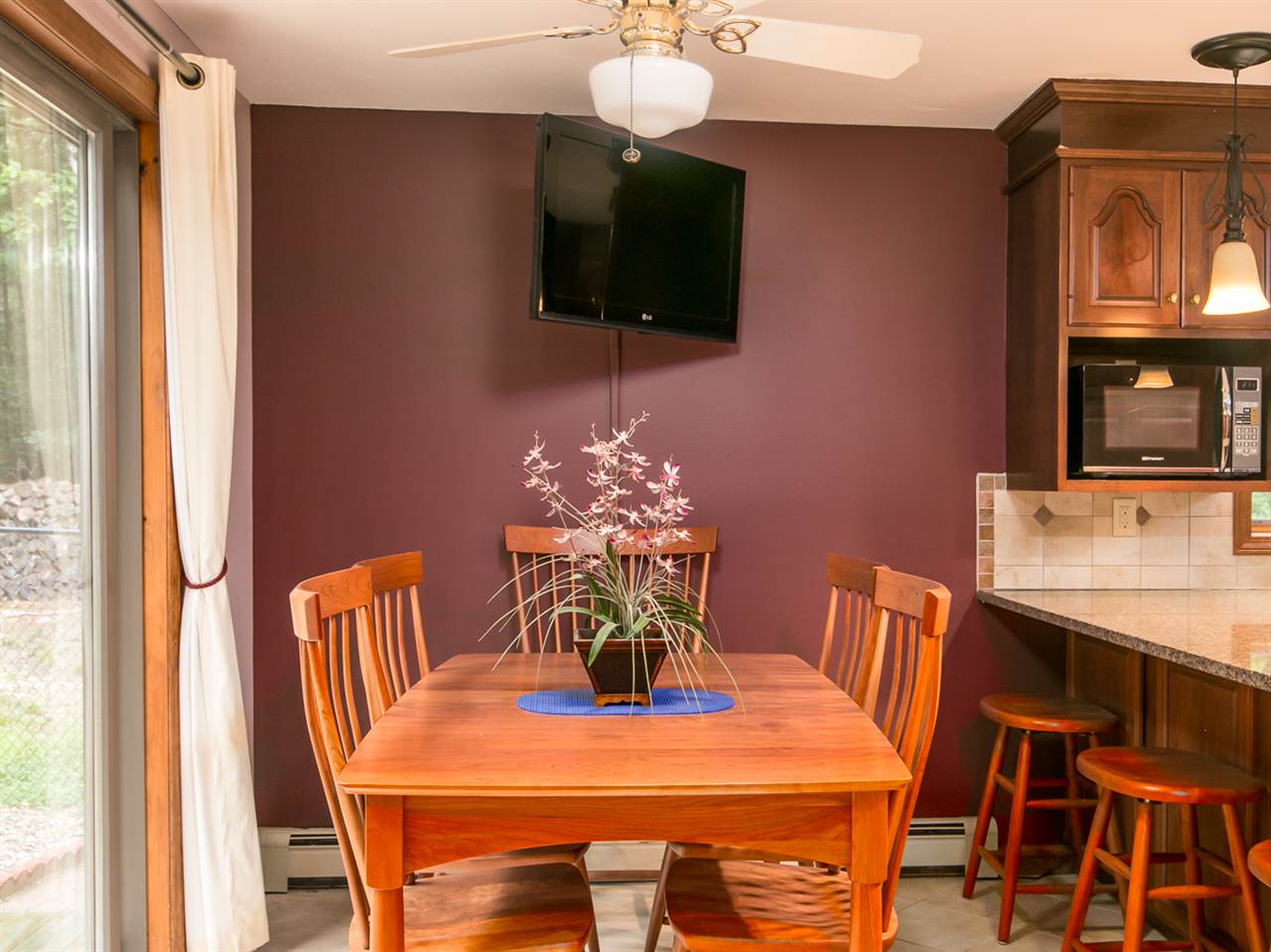 101 Birch Drive Rindge, NH 03461 - Photo 8 of 40