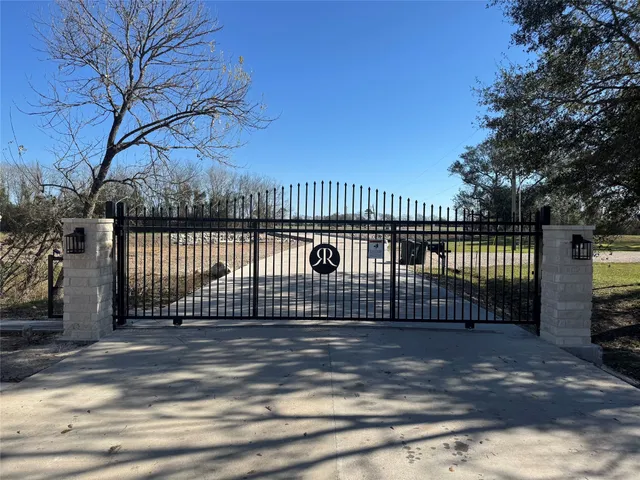 $229,900 | 1806 Rymal Ranch Road, Alvin, TX 77511