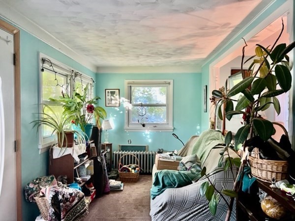 5 Hartford Road Worcester, MA 01606 - Photo 3 of 11 Gallery Image 3