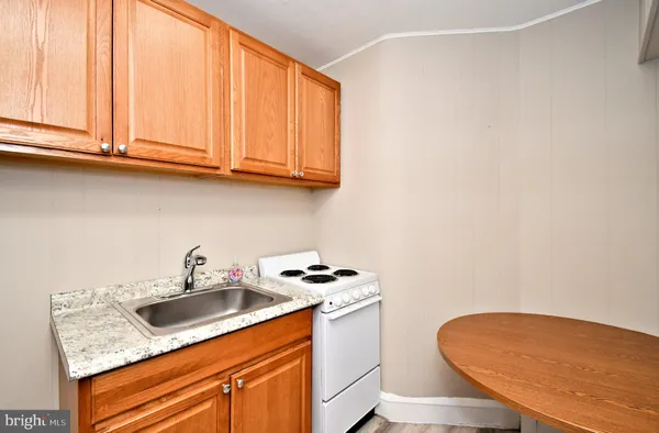 $1,200 | 563 King Street, Pottstown, PA 19464