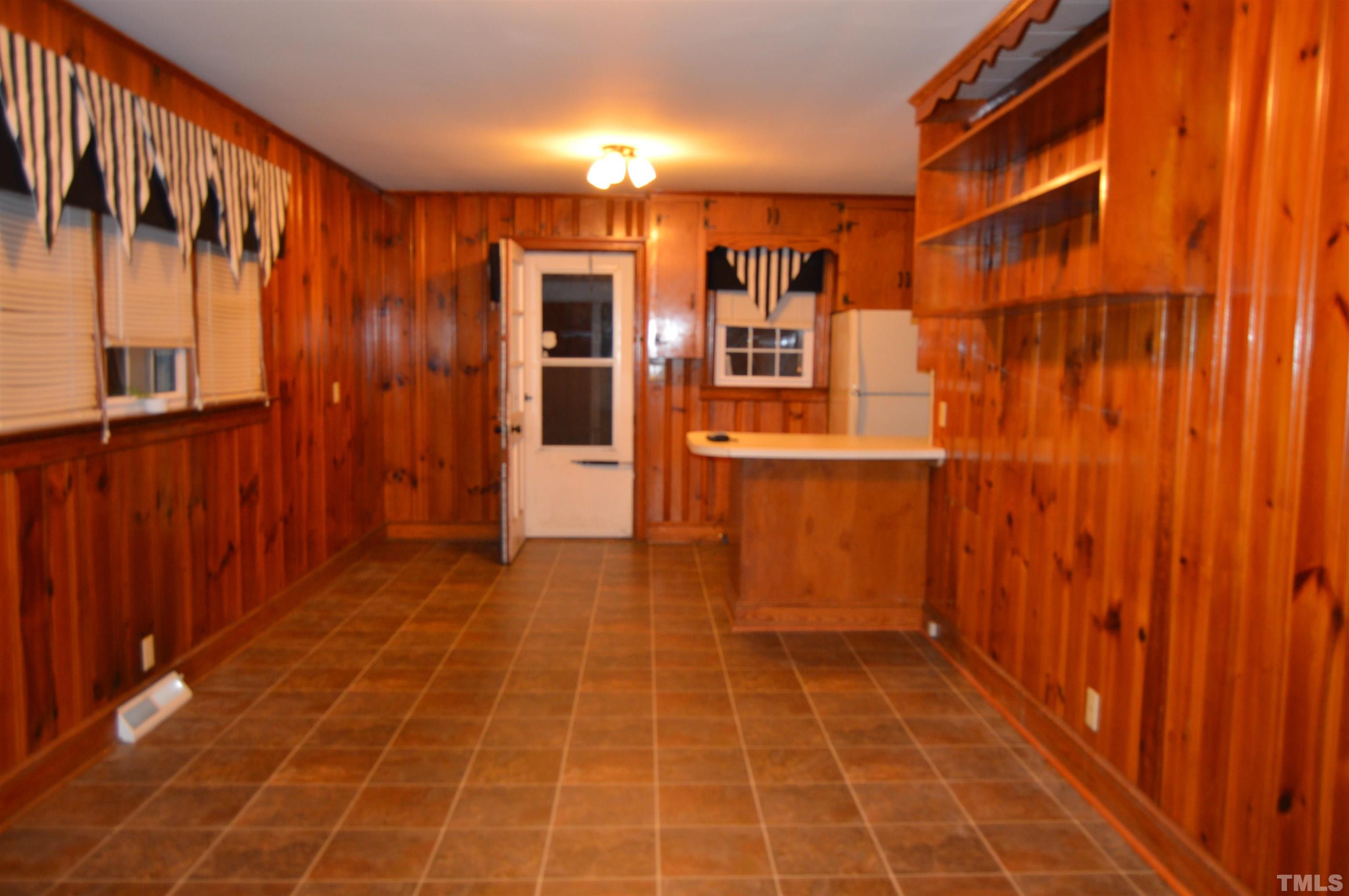 853 Lucy Garrett Road Roxboro, NC 27574 - Photo 4 of 9
