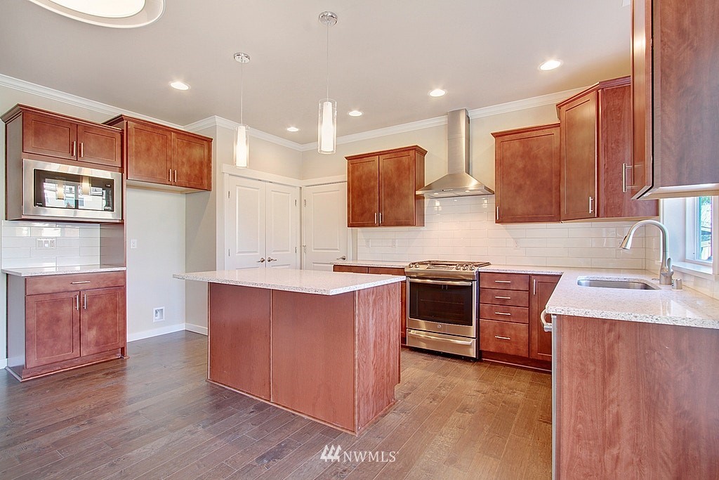 4431 217th Place Southeast Bothell, WA 98021 - Photo 4 of 19