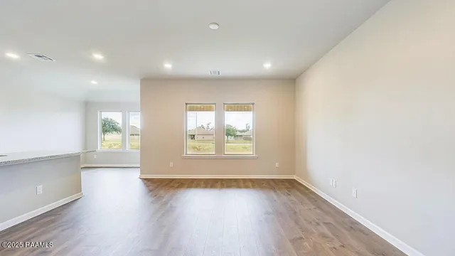 $217,000 | 154 Cottage Cove Drive, Maurice, LA 70555