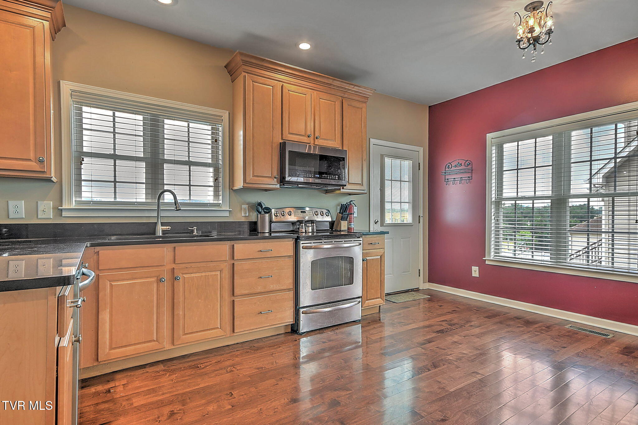 931 Walkers Bend Road Johnson City, TN 37615 - Photo 11 of 44 12-web-or-mls-931 Walkers Bend SS-13