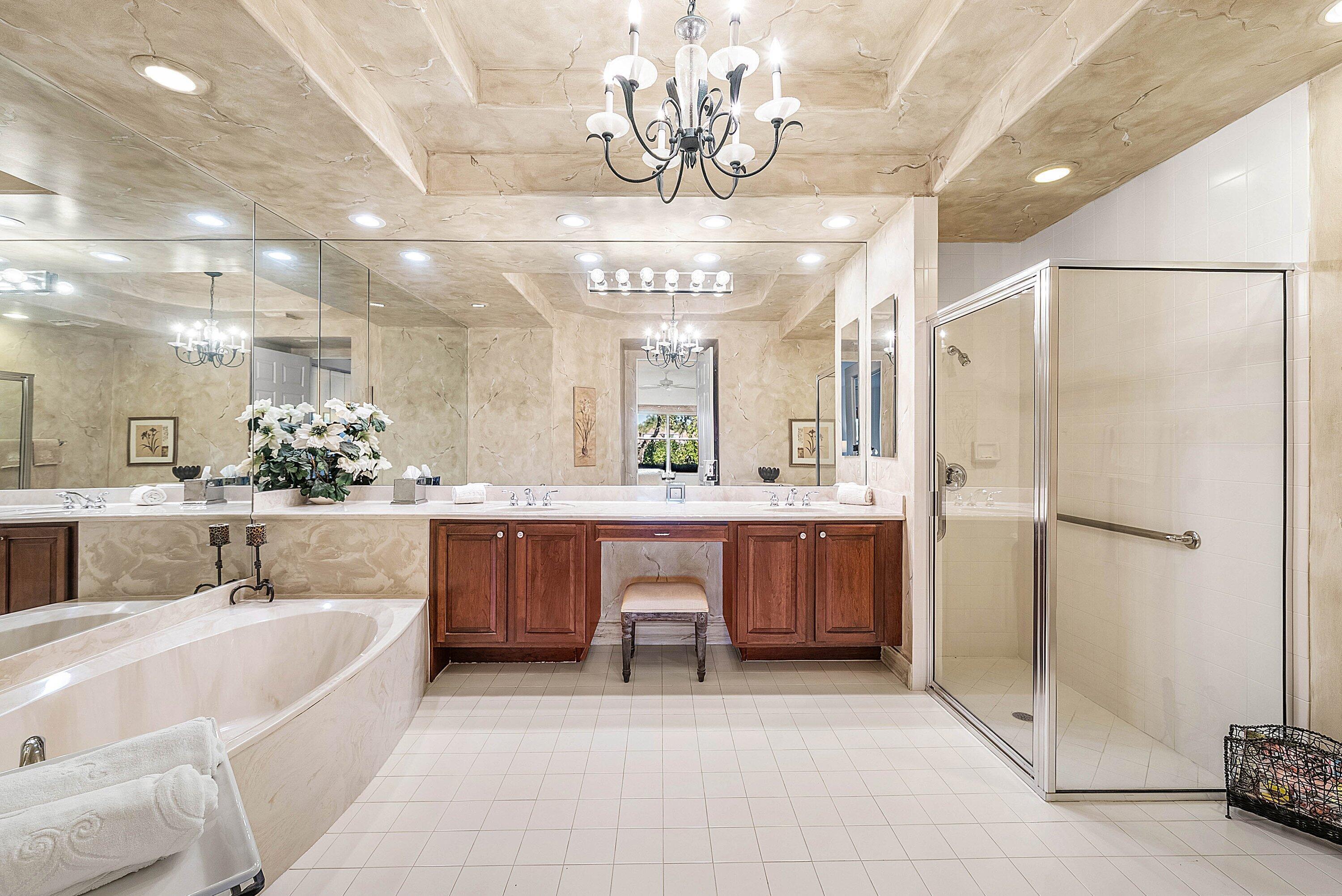 6197 Island Walk, Unit A Boca Raton, FL 33496 - Photo 16 of 51 Primary Bathroom