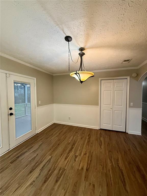 1801 Dews Pond Road Southeast Calhoun, GA 30701 - Photo 8 of 16 a view of empty room with wooden floor