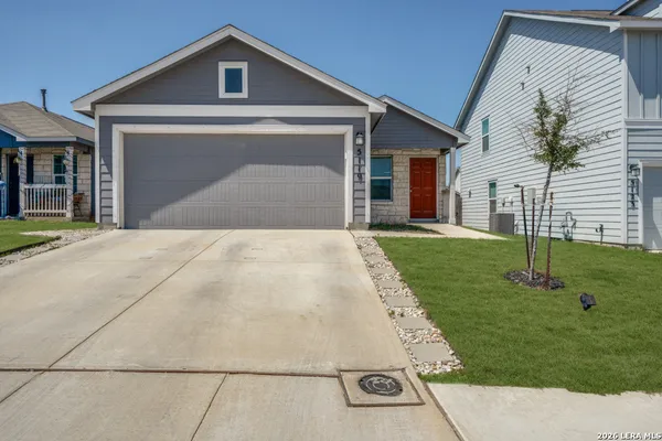 $259,900 | 5119 Hornbeck Heights, Converse, TX 78109