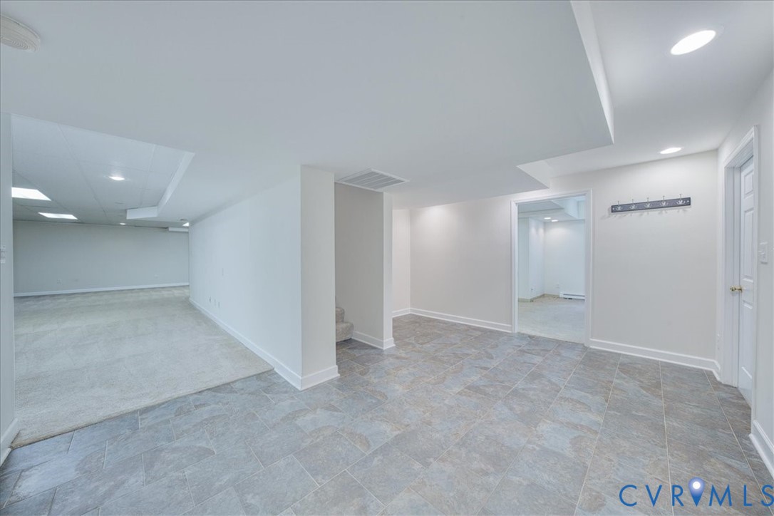 1813 Gildenborough Court Midlothian, VA 23113 - Photo 33 of 46 an empty room with an entryway