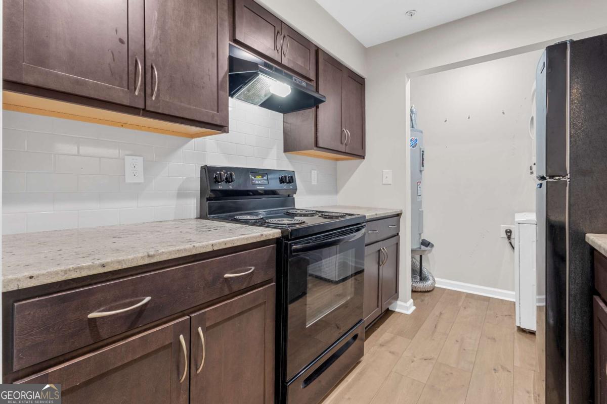 1166 Booth Road Southwest, Unit 407 Marietta, GA 30008 - Photo 7 of 18