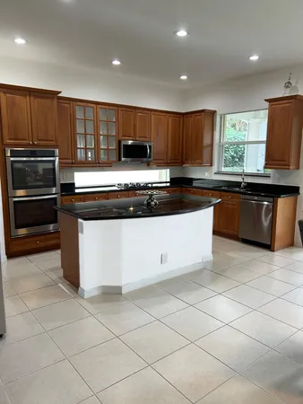 $6,000 | 118 Casa Grande Court, Palm Beach Gardens, FL 33418