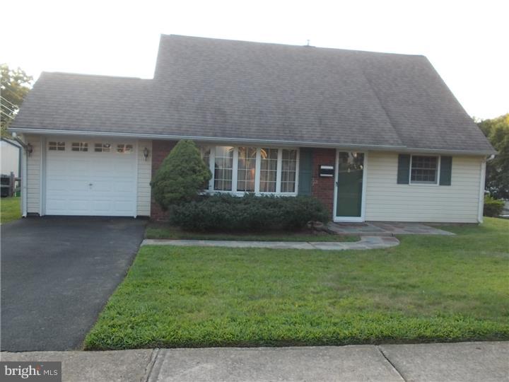 33 Jadewood Road Levittown, PA 19056 - Photo 1 of 23 Exterior Front