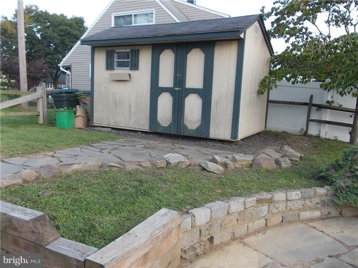 33 Jadewood Road Levittown, PA 19056 - Photo 23 of 23 Storage Shed