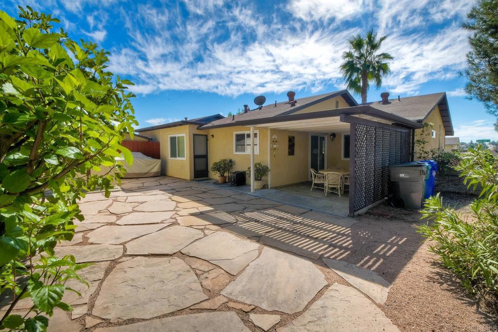 4524 Royal Oak Drive Oceanside, CA 92056 - Photo 19 of 23