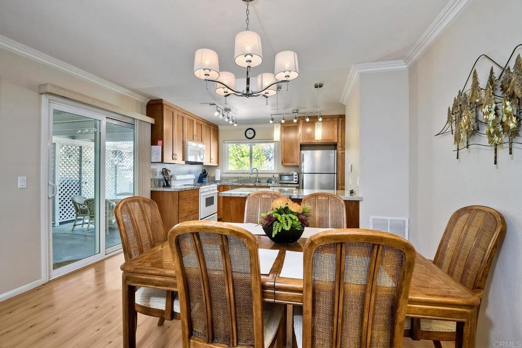 4524 Royal Oak Drive Oceanside, CA 92056 - Photo 7 of 23