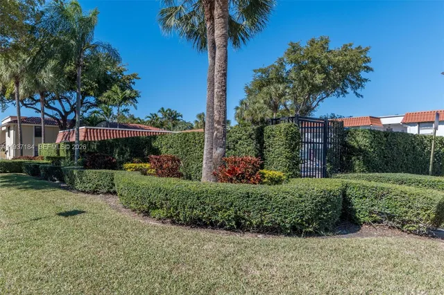 $294,900 | 9704 Hammocks Boulevard, Unit 201, Miami, FL 33196