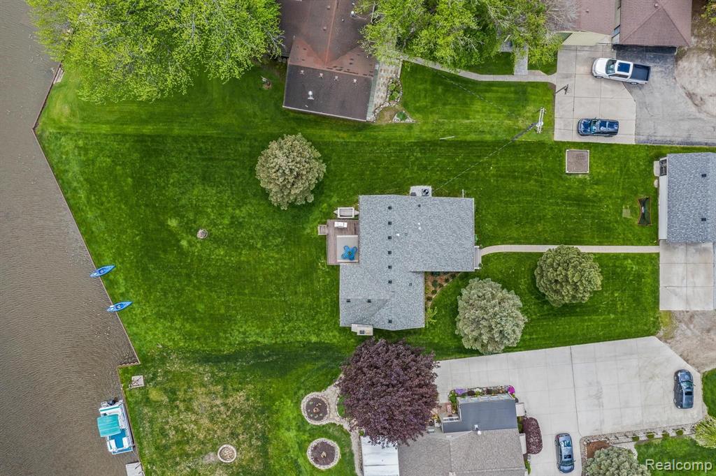 32301 Sutton Road Chesterfield, MI 48047 - Photo 2 of 31