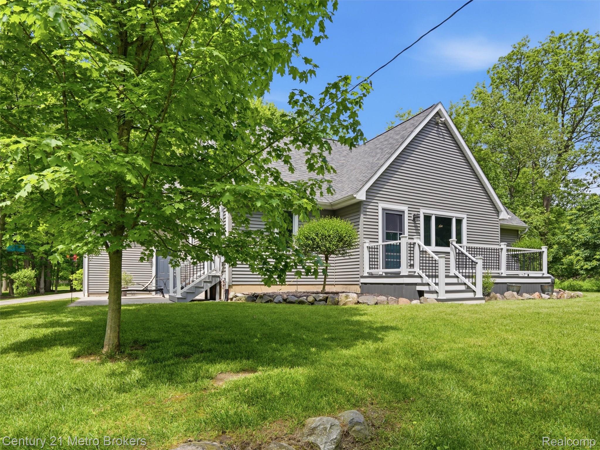 11447 North Latson Road Linden, MI 48451 - Photo 33 of 52 41-DSC01619.jpg