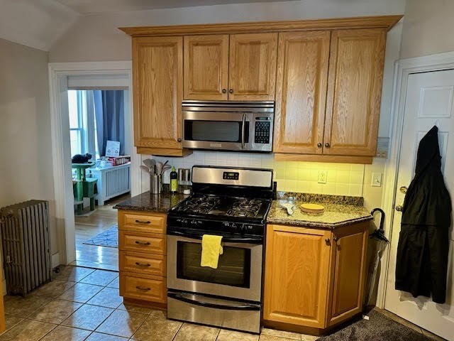 4 Lee Street, Unit 2 Somerville, MA 02145 - Photo 4 of 9