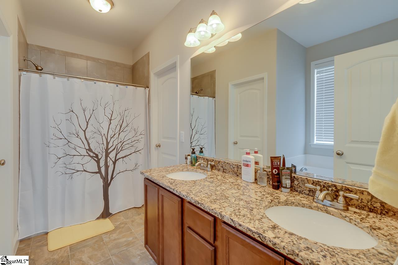 313 Longfellow Way Simpsonville, SC 29681 - Photo 23 of 33 Gallery Image 23