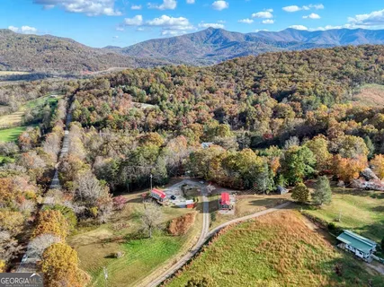 $469,800 | 476-478 Lapidary Lane, Young Harris, GA 30582