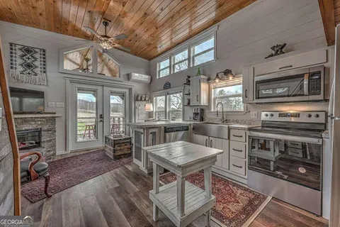 $469,800 | 476-478 Lapidary Lane, Young Harris, GA 30582