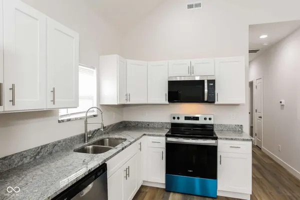 $1,650 | 43 North Randolph Street, Unit B, Indianapolis, IN 46201