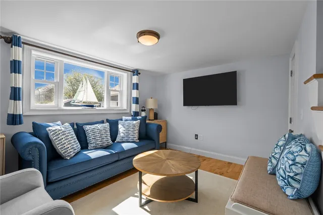 $950,000 | 30 South Baptist Street, Newport, RI 02840