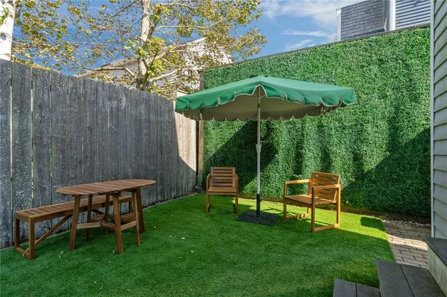 $950,000 | 30 South Baptist Street, Newport, RI 02840